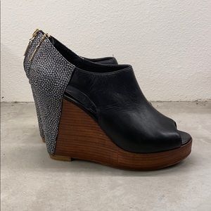Rebecca Minkoff Stingray Leather Peep Toe Wedge 8
